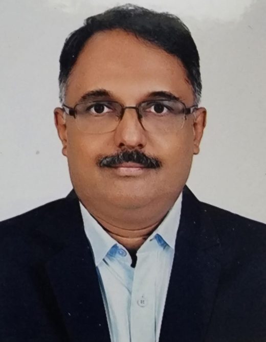 Raghunandan M Alavani, fixed-fee financial planner and SEBI Registered Investment Adviser in Pune